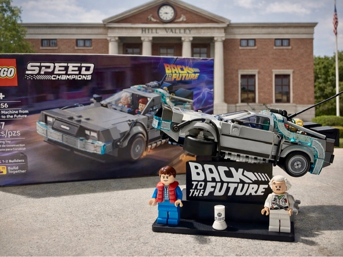 Back to the Future DeLorean 77256 Display Stand - Free 3D Print Back to the Future DeLorean 77256 Display Stand - Free 3D Print