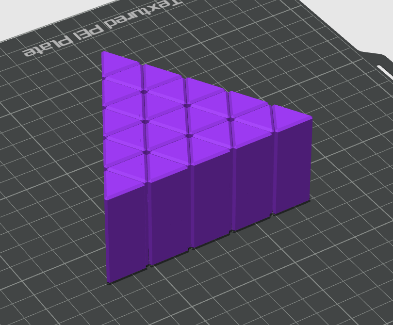 Miniatura 1 do modelo 3D Parametric Sectioned Triangular Prism Fidget
