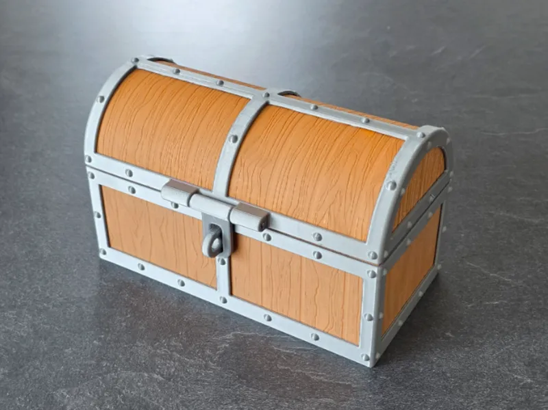 Treasure Chest with wood grain