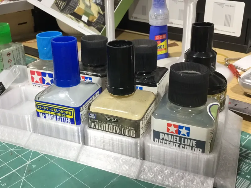模型耗材防倒支架（田宫郡士鸠极）