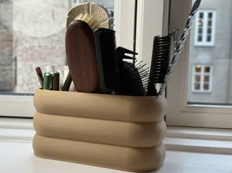Bubbly Make up container