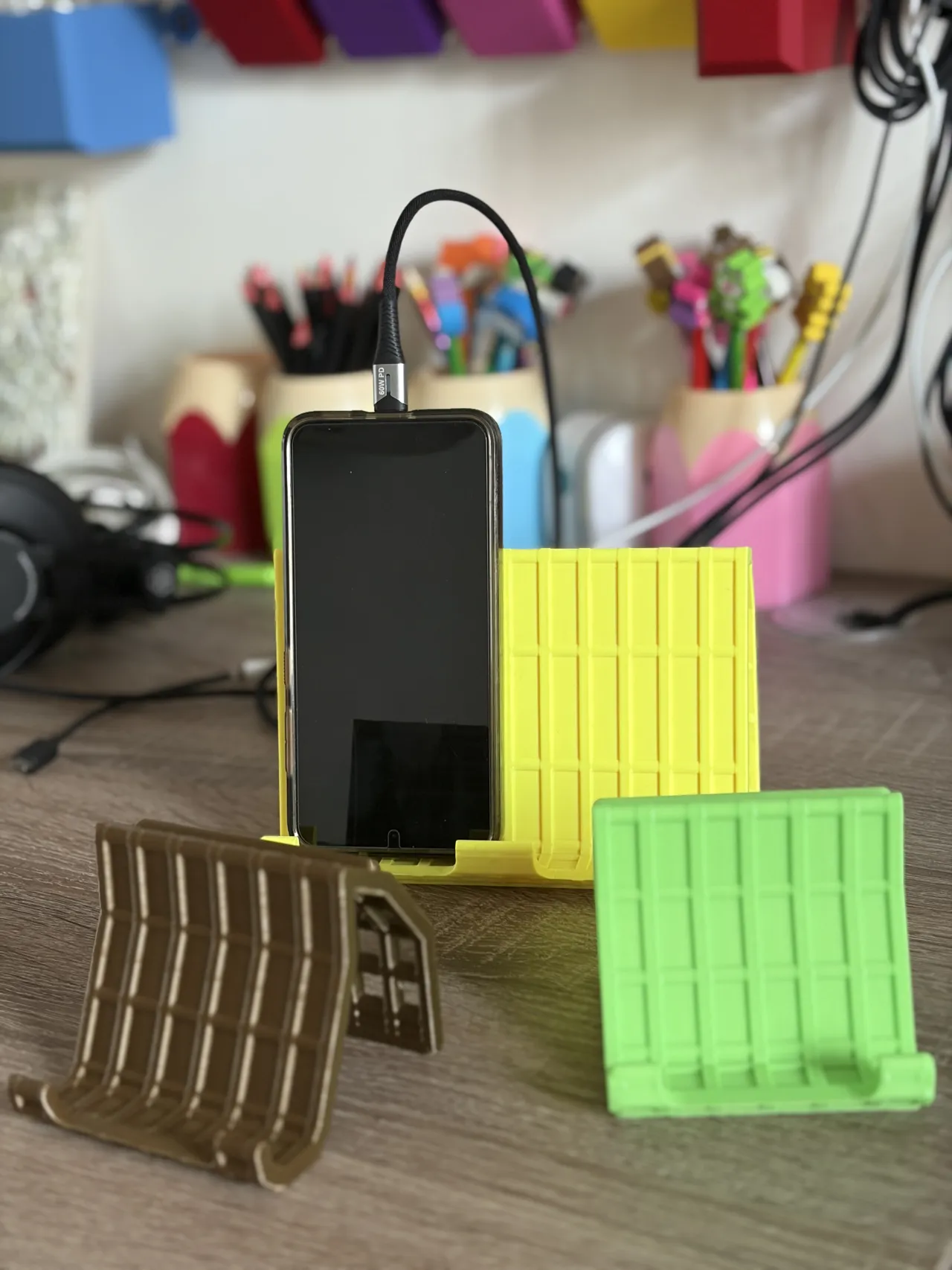 SmartPhone Holder + cable organizer (Single,Multi) view 2