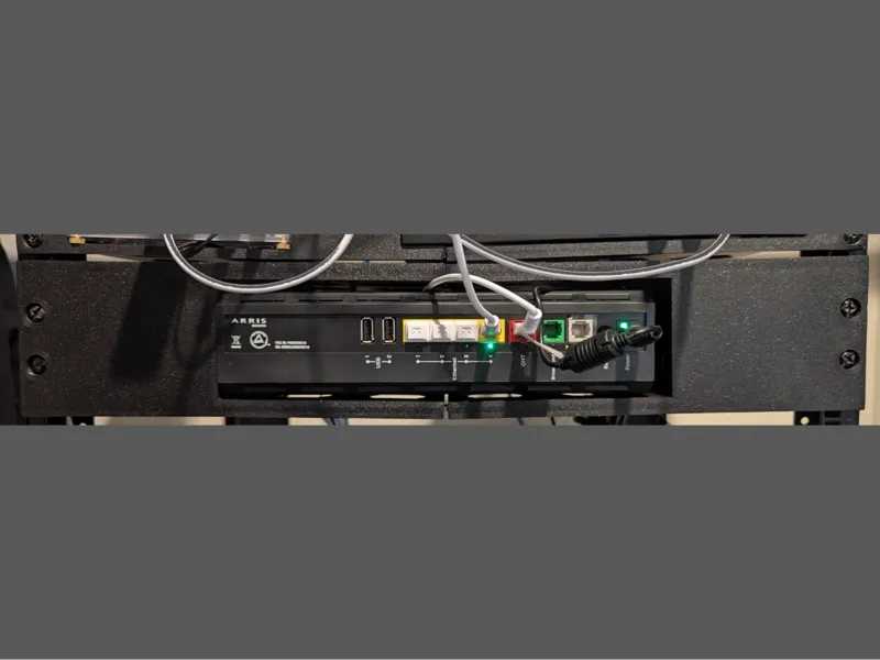 Arris BGW210 Modem 19 inch rack mount