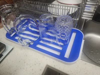 Auto drain cup tray