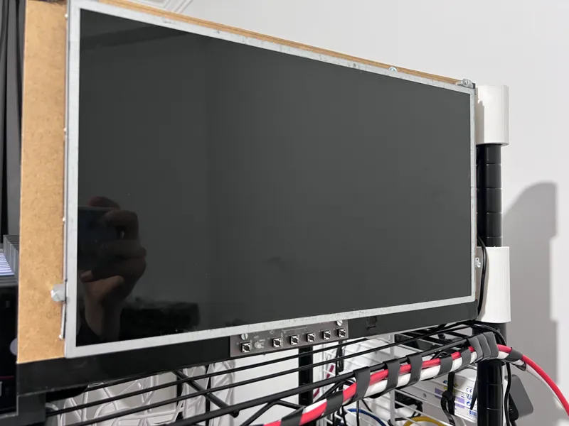 SCREEN SUPPORT