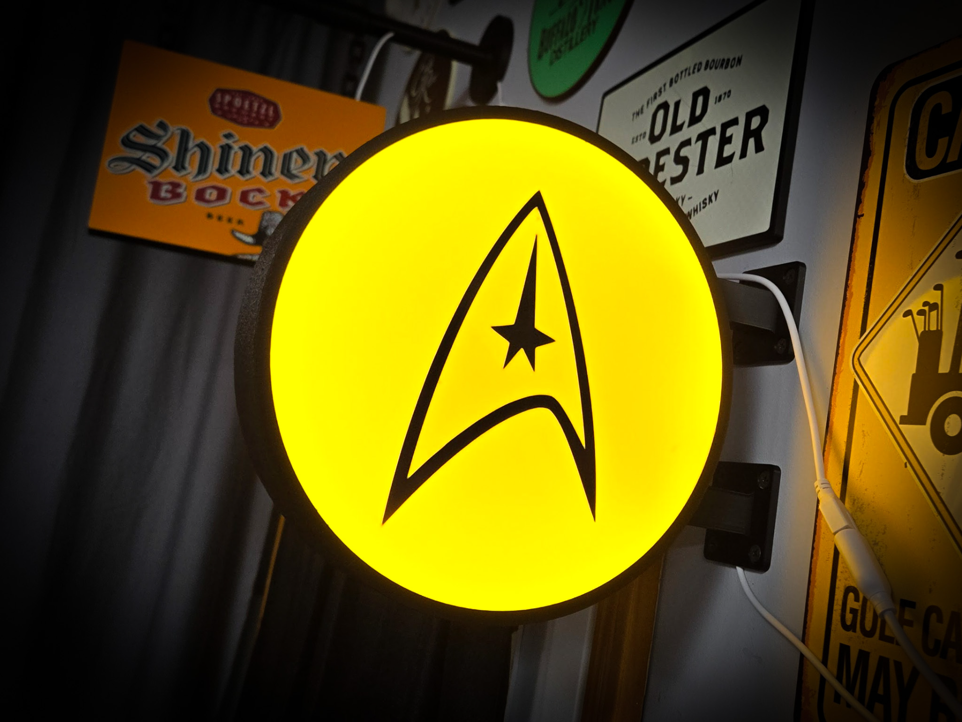 STARFLEET DELTA ~ 2-Sided Round Lightbox