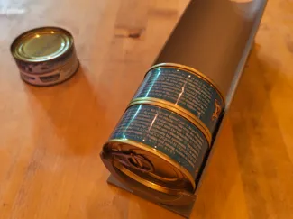 Can dispenser