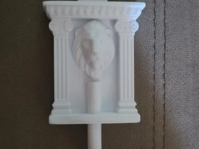 Roman style towel holder