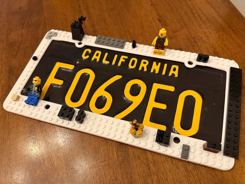 Brick compatible License plate frame