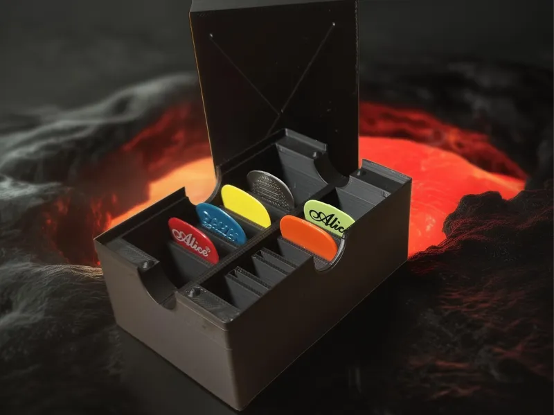 Pedalboard Guitar Pick Box