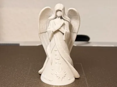 Elegant Angel Figurine – Peaceful Christmas Deco