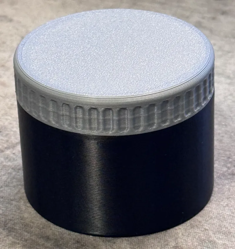 Small Jar with screw on lid