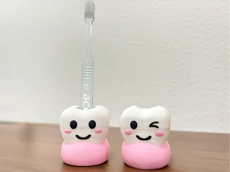 可愛い歯の形の歯ブラシスタンド