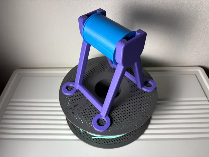 Low-Friction TPU Spool Holder with Printed Bearing