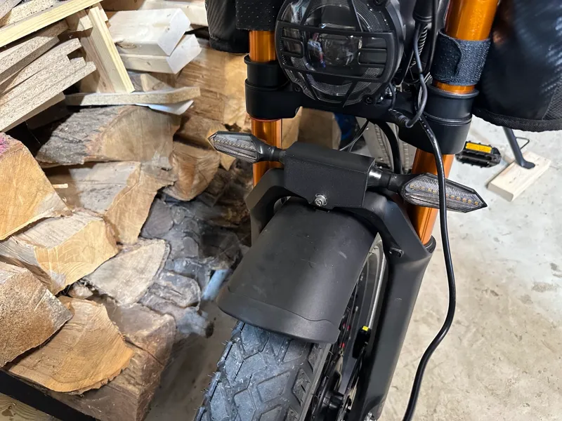 Eahora Romeo Turn Signal Mounts