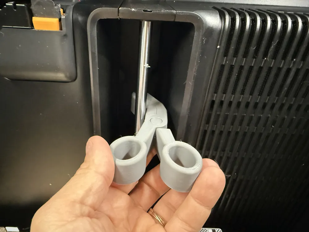 Z Rod Cleaner z axis threaded rod cleaning clamp p x h series - Free 3D Print Model ...