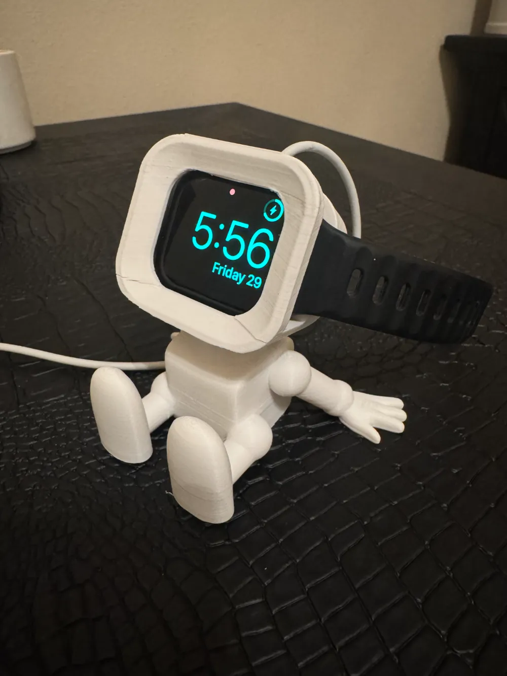 Apple Watch Mini Robot Charger - Free 3D Print Model - MakerWorld