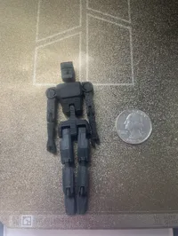 Figurine articulée — photo 2