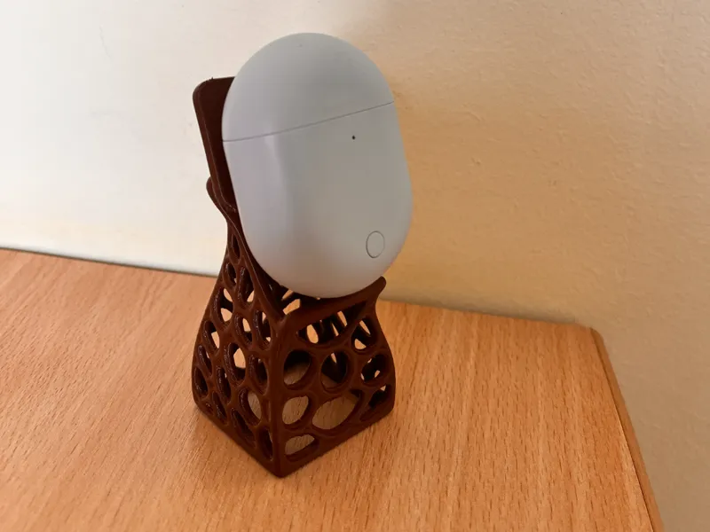 Lattice Earbud Case Stand