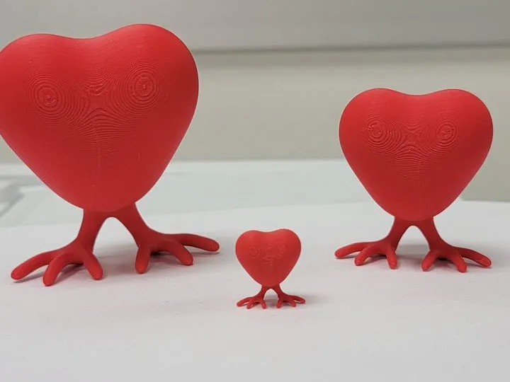 Standing Heart - Big Feet