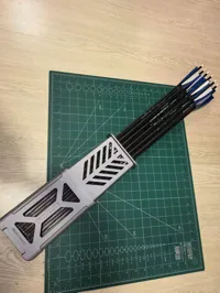 Version 2 Fully expanded length ≈ 440mm (≈17.3 inches).