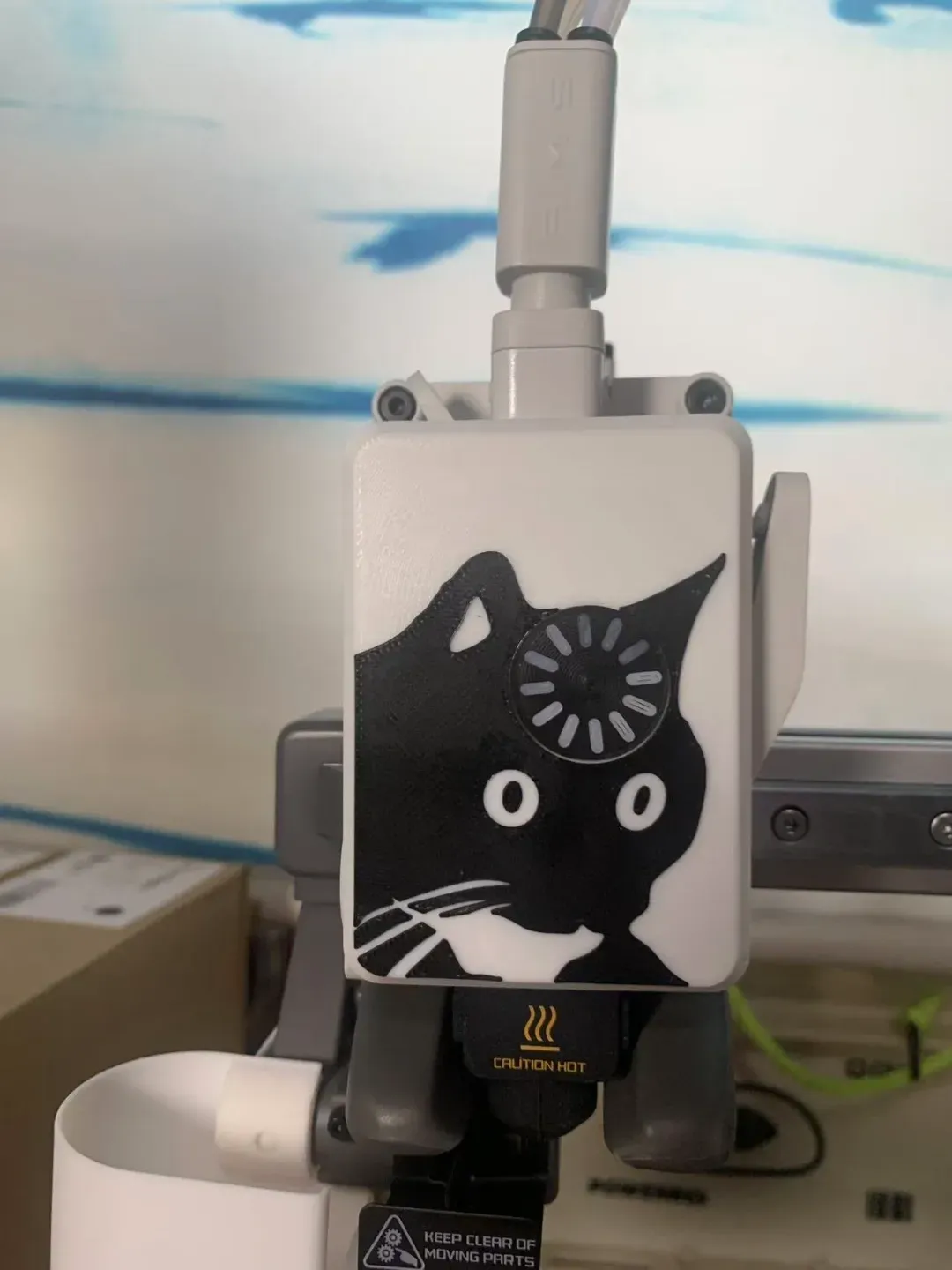 Confused cat meme cover of A1/A1mini extruder view 2