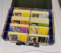 Range-cartes Pokémon pour boîte métal lunch box — photo 1