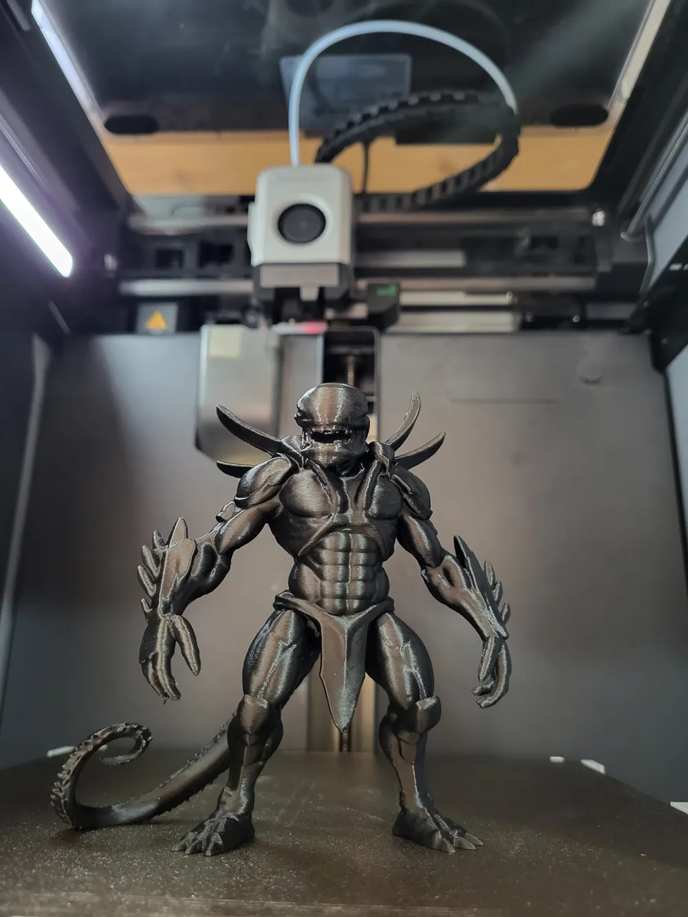 Alien Xenomorph Human Hybrid Figure by Random3D MakerWorld: Download ...