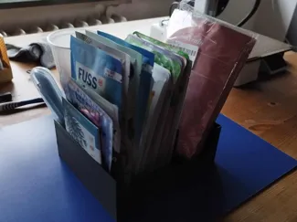 sheet mask holder