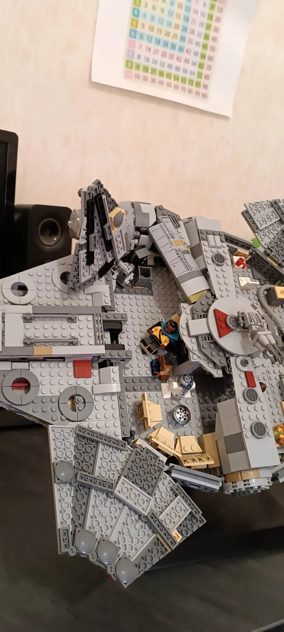 Lego Millennium Falcon 75257 Stand 3d Print