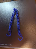 20 links 2 hooks 0.2mm layer, 2 walls, 15% infill
