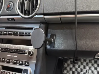 Porsche 987 17mm ball phone mount