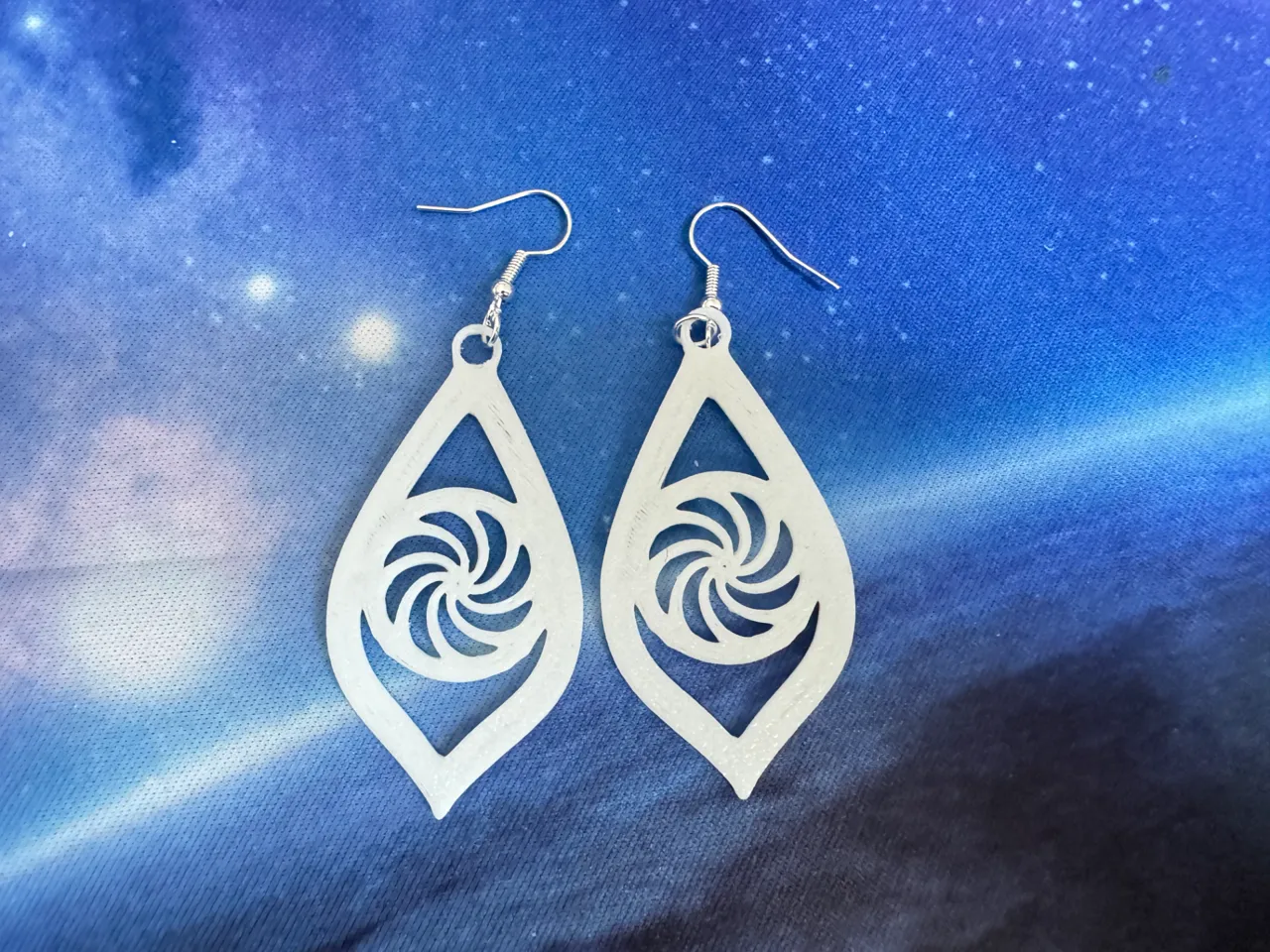 set of 4 type of earrings view 2