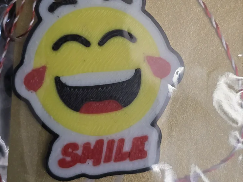 SMILE KEYCHAIN