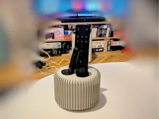 Aestetic Remote Control Holder (Round)