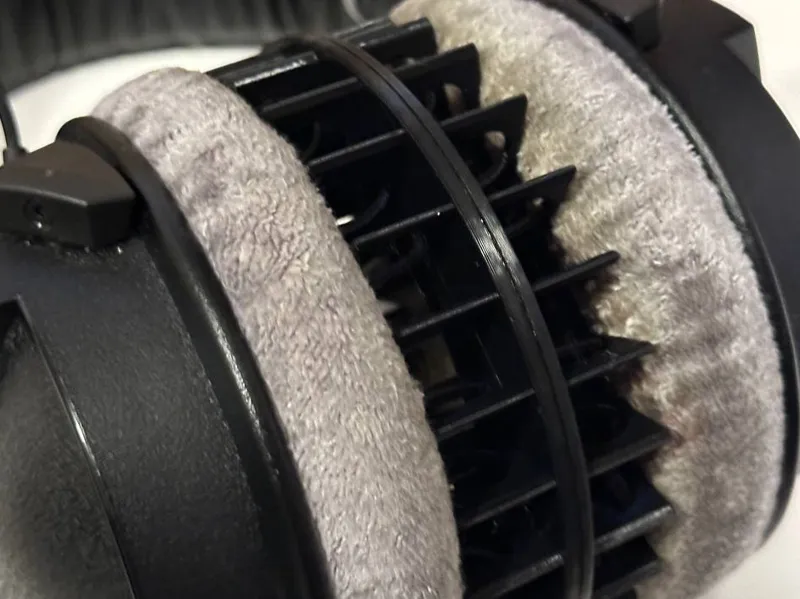 Headphones Dryer/Ventilation