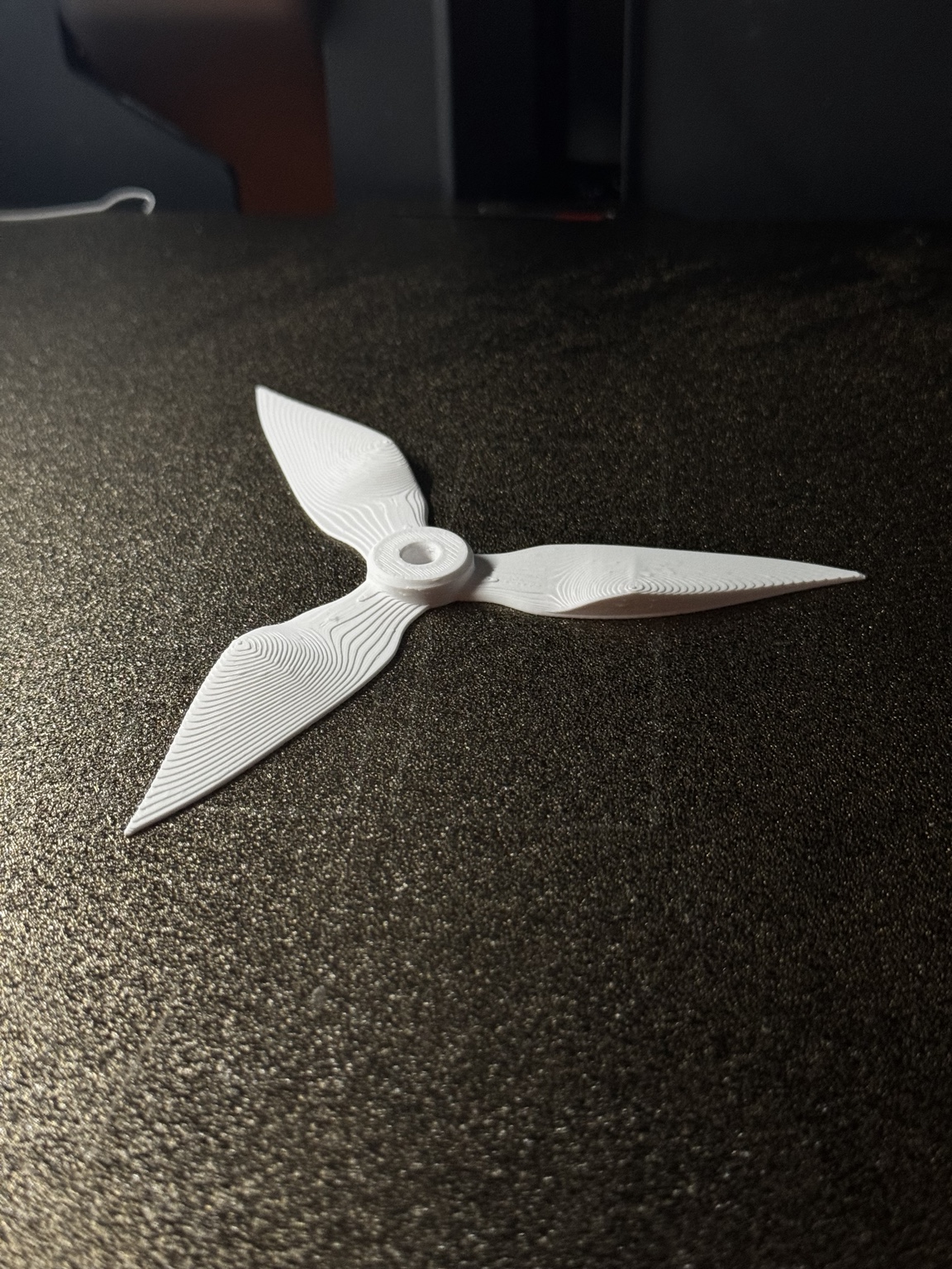Parametric Support-Free Propeller Generator Blades - 1