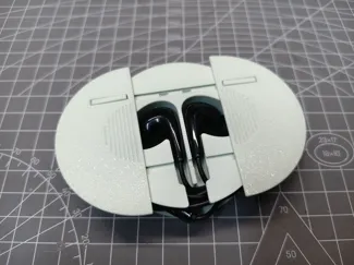 USB-C有线入耳式耳机收纳仓 / USB-C Wired In-ear Earphone Case