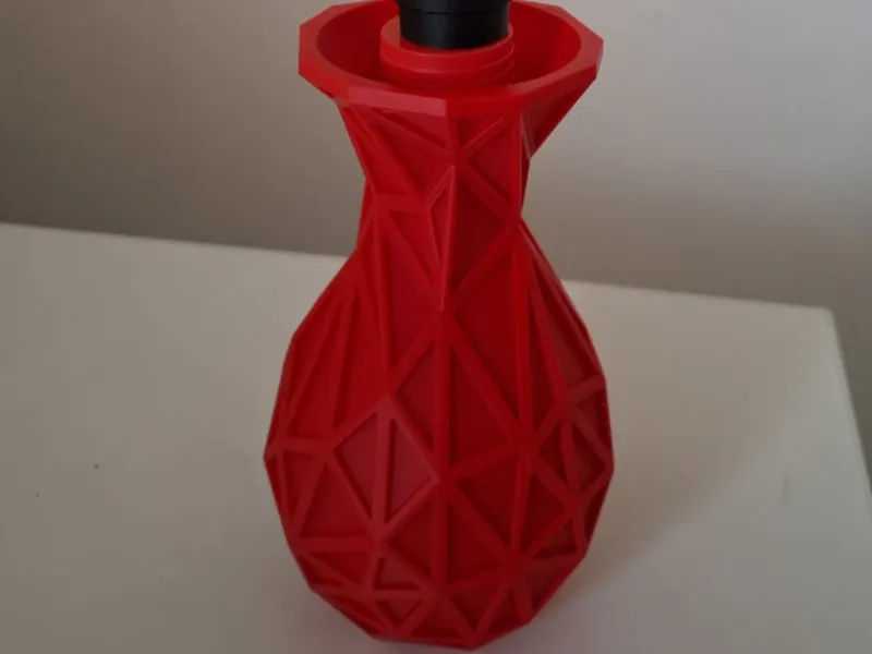 Lowpoly textured vase 