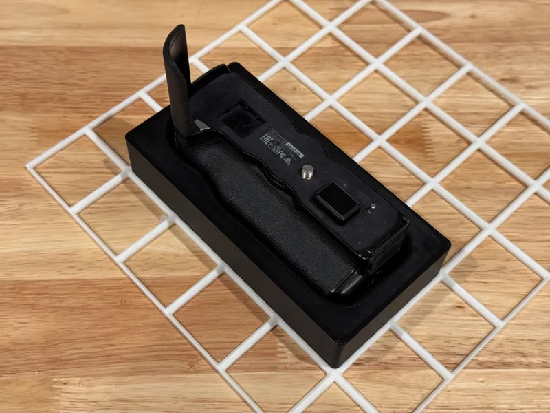Gridfinity Fujifilm VBP-XT2 Vertical Grip Holder