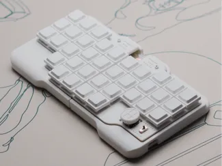 DRESSTHING half shell case [Prototype]