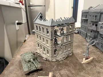 Escenografía en miniatura: Ruined Apartment Block — 28mm / 1:56 WWII Terrain — vista de referencia 3