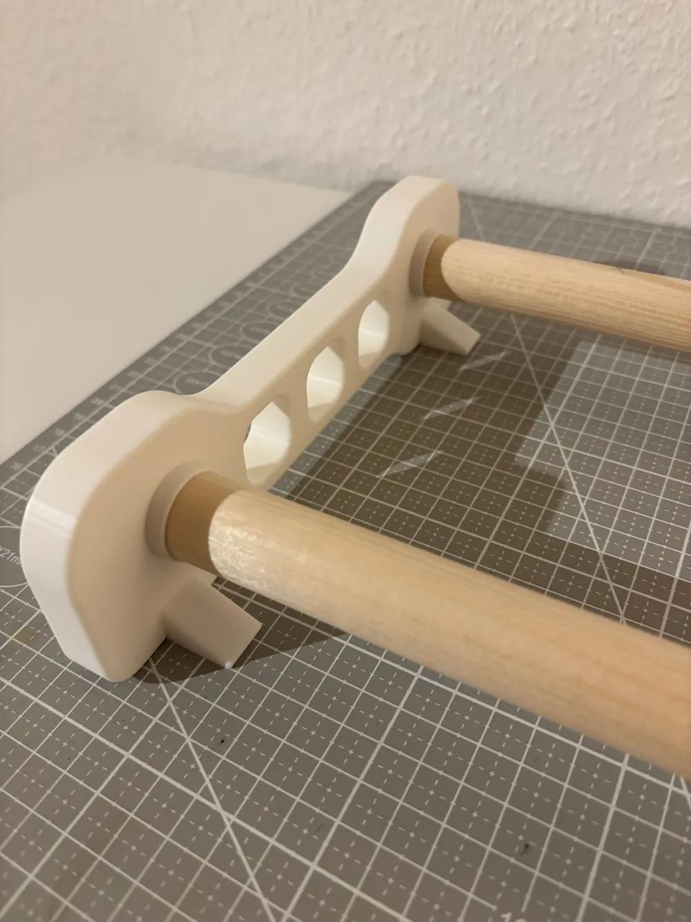 Modular Filament Spool Stand - Free 3D Print Model - MakerWorld