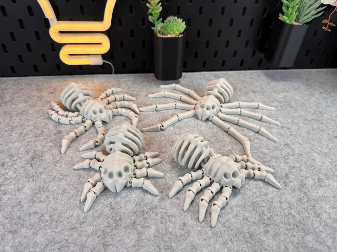 Flexi Skeleton Spider V2 view 3