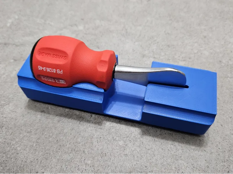 Gridfinity tool holder PB Swiss Stubby 8126.9-45