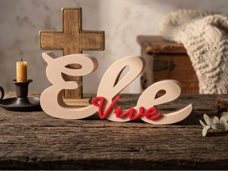 Ele Vive