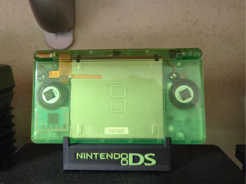 Nintendo DS Display Stand