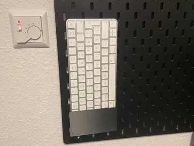 Apple Magic Keyboard mount for Ikea Skadis
