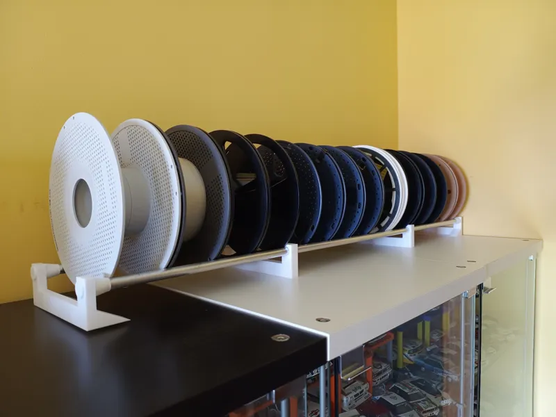 Spool holder multiple filament spools