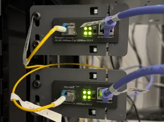 Media converter rack mount